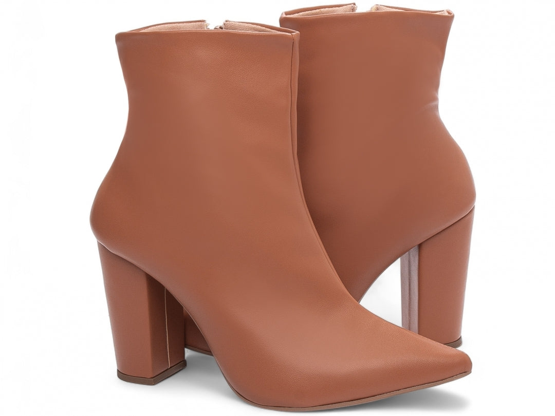 Bota de Cano Curto com Salto Alto