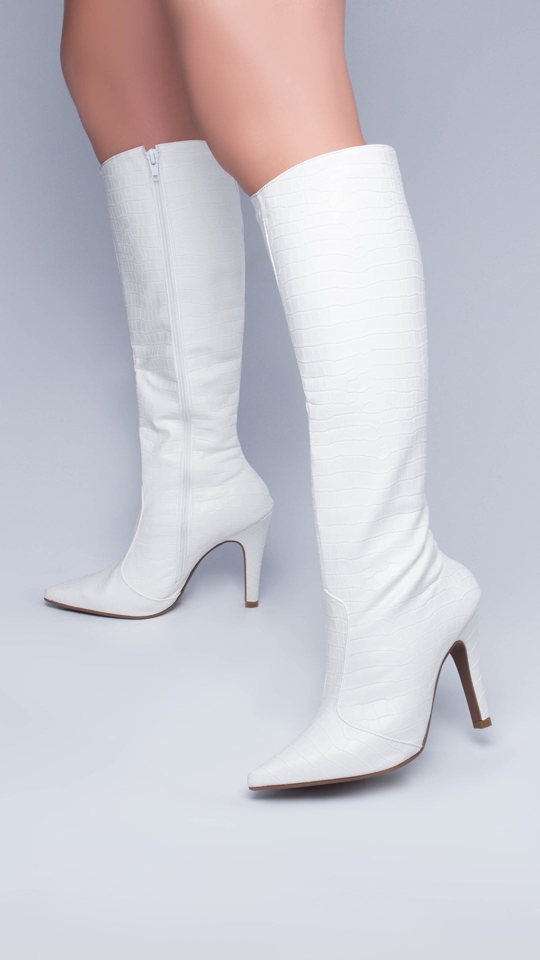Bota Bico Fino Branca Croco com Salto de 10 cm